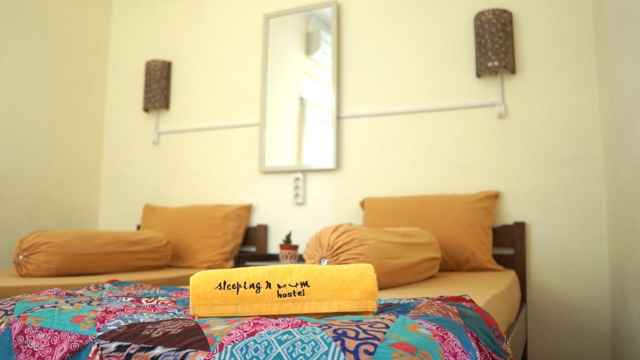 The Sleepingroom Hostel Jogyakarta Zewnętrze zdjęcie