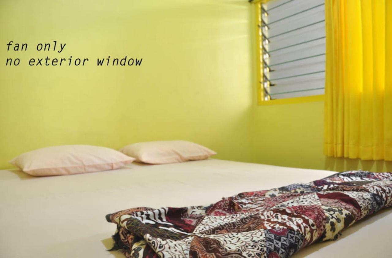 The Sleepingroom Hostel Jogyakarta Zewnętrze zdjęcie